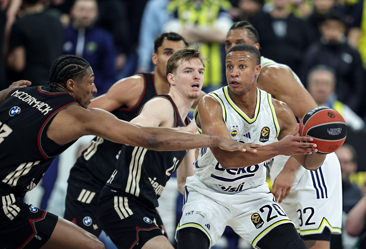 Fenerbahçe Beko serbest düşüşte