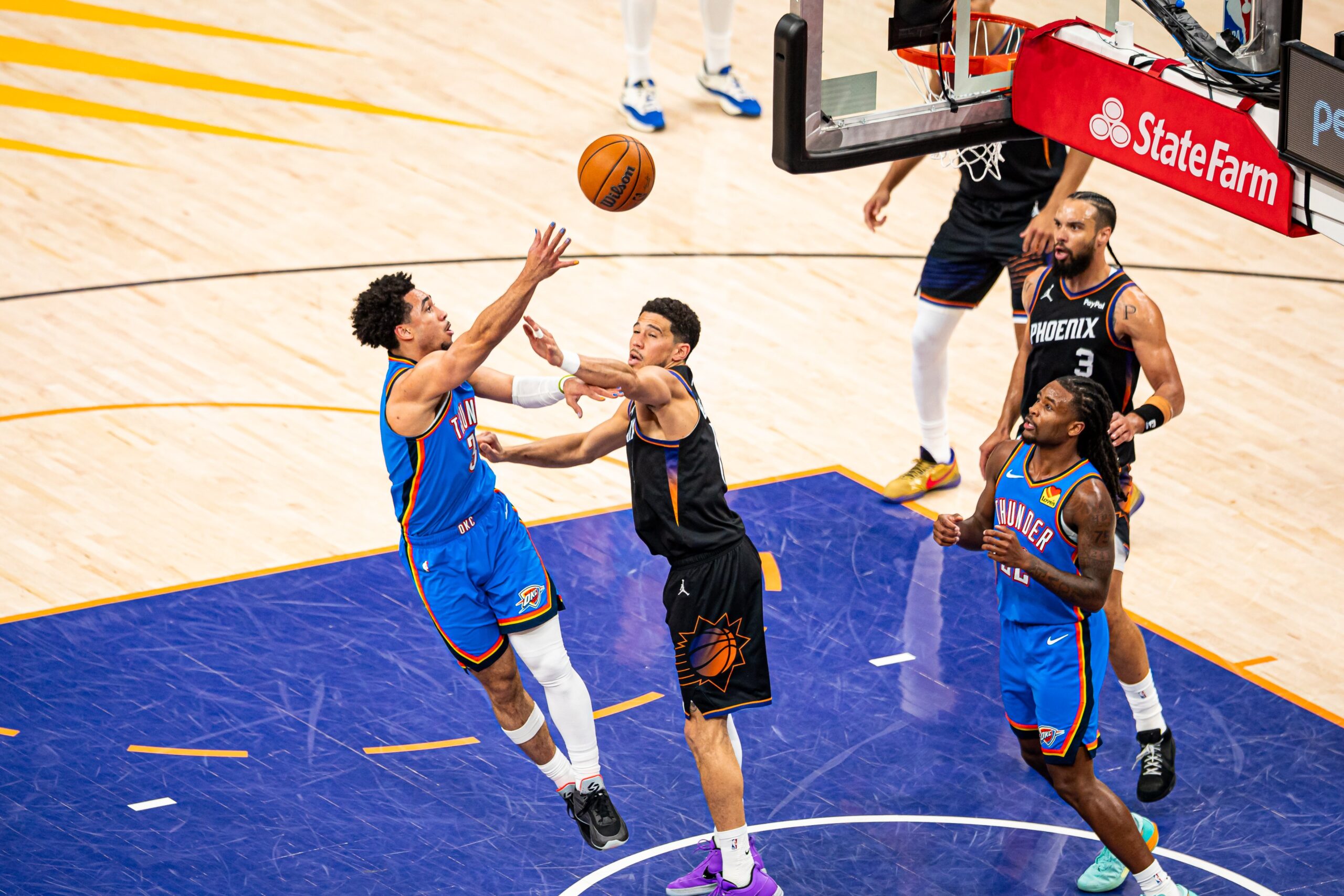 Gilgeous-Alexander 42 attı, Oklahoma seriyi 3-0 yaptı