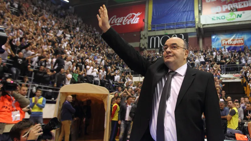 Bir efsane aramızdan ayrıldı