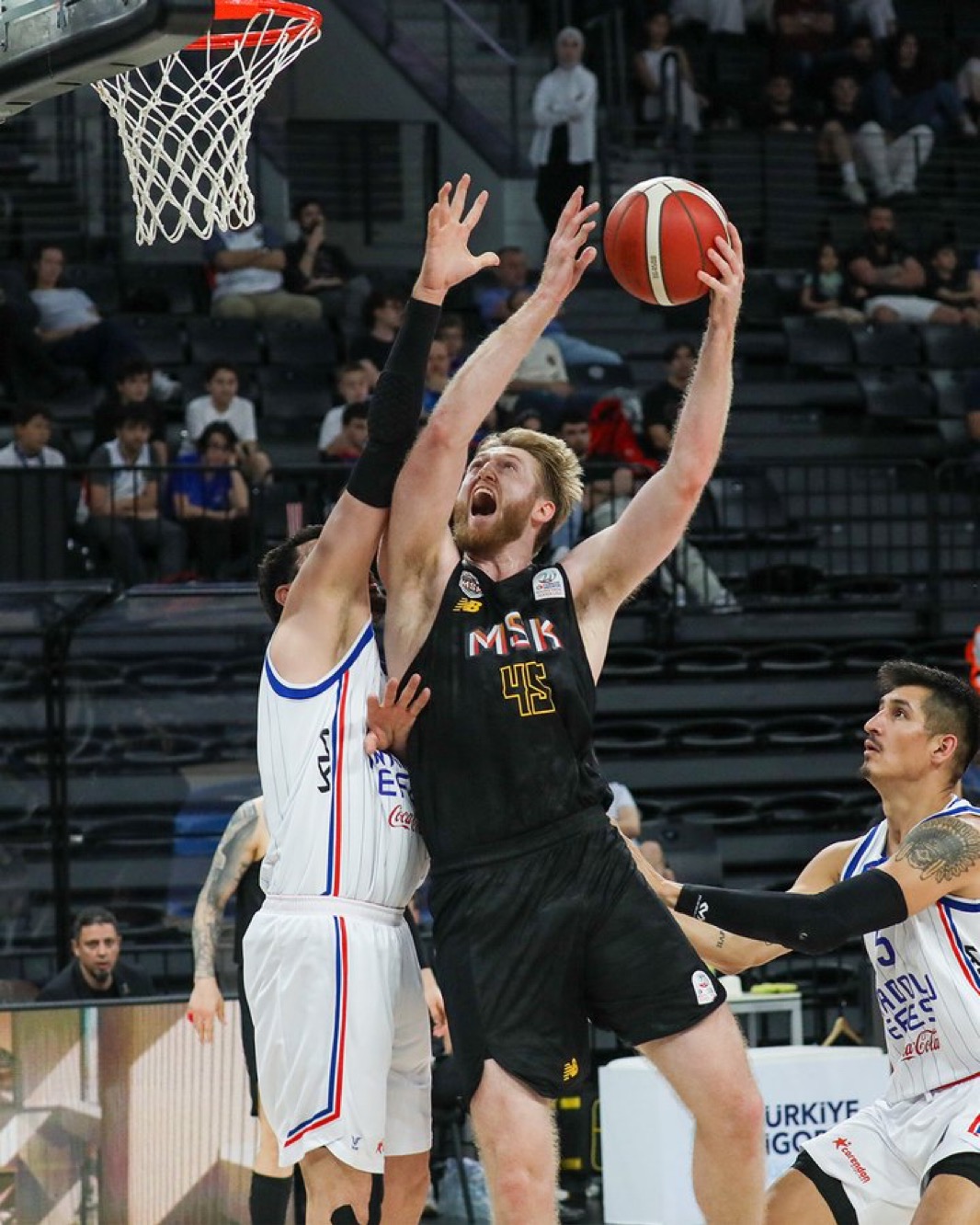 Brady Manek ülkemize Trabzonspor forması ile döndü